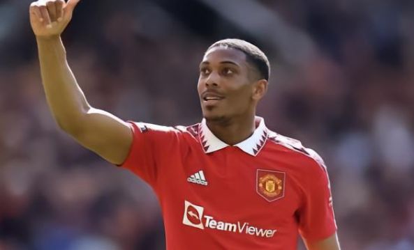 德容：难道我非要去英超才能证明自己的价值吗？我不这么认为